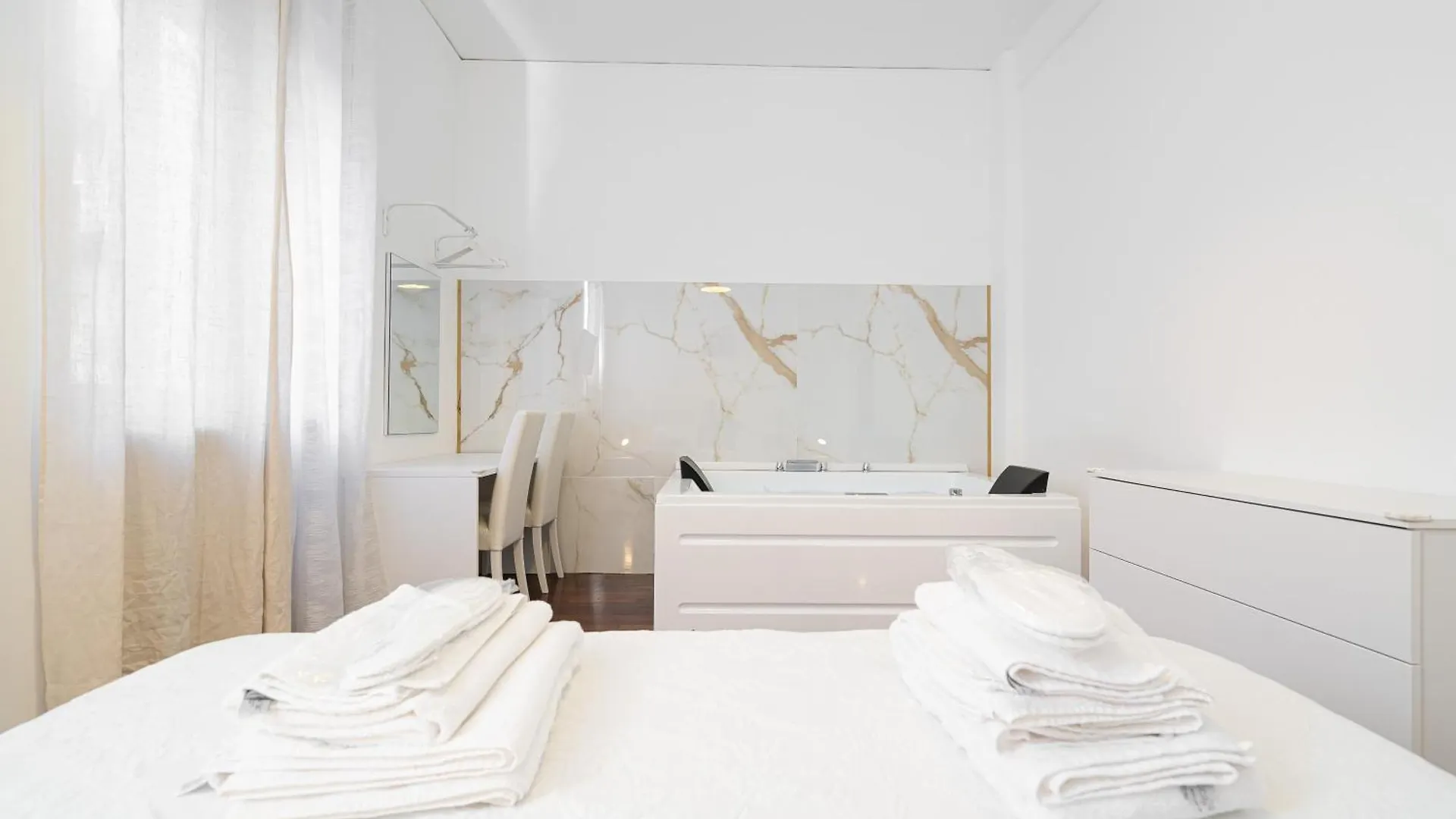 Exe Napoli Stadium Apartment